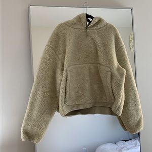 entire studios fluffy fleece v1
